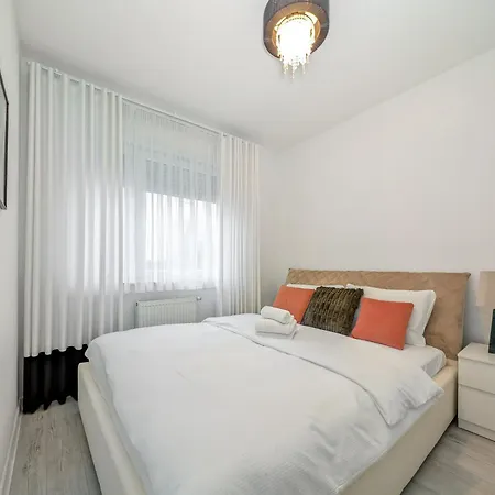 Tarnogaj Superior With Garden By Bookinghost * Wrocław