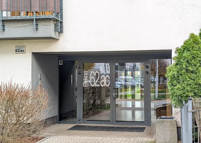 Tarnogaj Superior With Garden By Bookinghost *