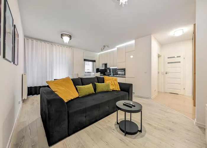 Tarnogaj Superior With Garden By Bookinghost Lejlighed