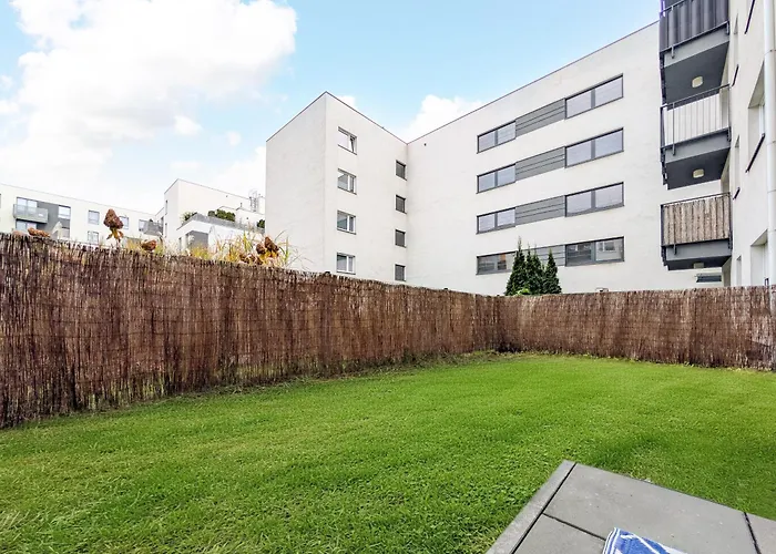 Tarnogaj Superior With Garden By Bookinghost Lejlighed